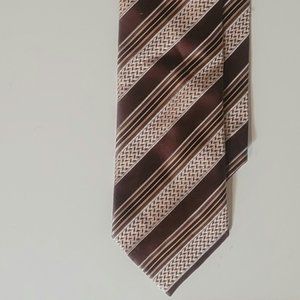 Tie Q Brand